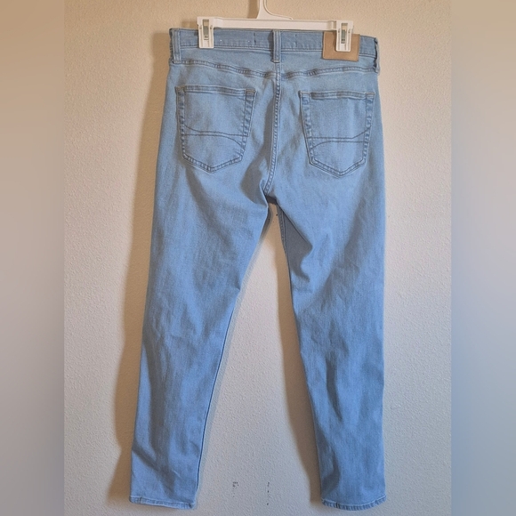 Hollister Men's Sky Blue Skinny Jeans - Picture 2 of 5